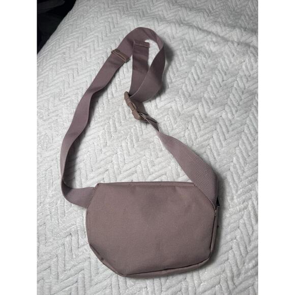 Herschel Fanny Pack Waist Bag light pink - Picture 3 of 5